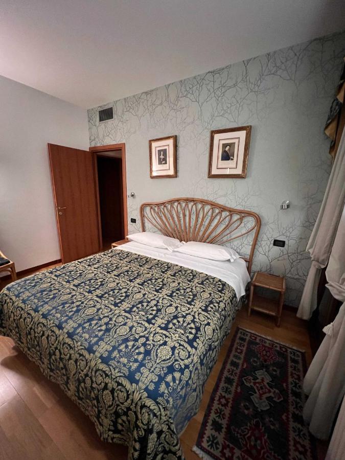 Palazzo Brando - Living Apartments Treviso Buitenkant foto
