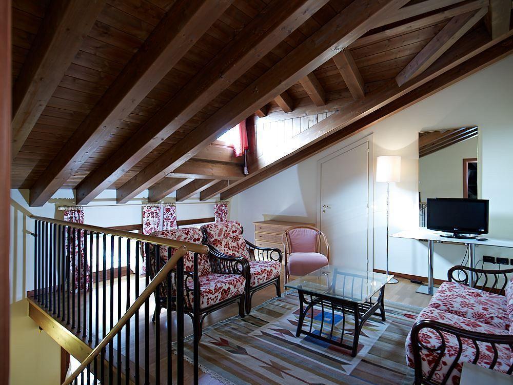 Palazzo Brando - Living Apartments Treviso Buitenkant foto