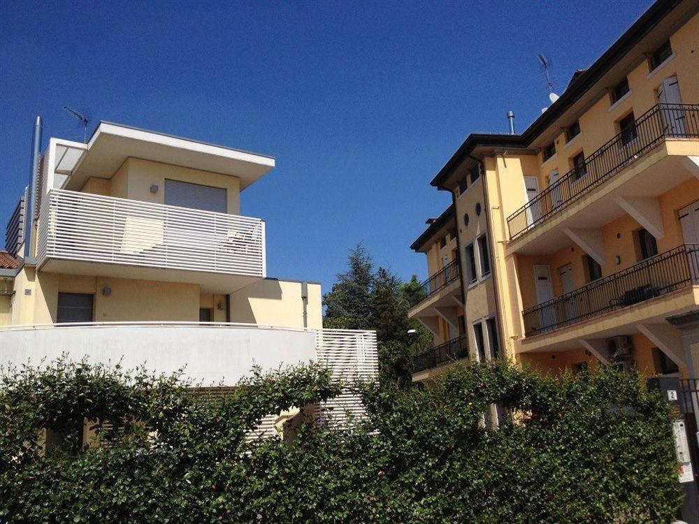 Palazzo Brando - Living Apartments Treviso Buitenkant foto