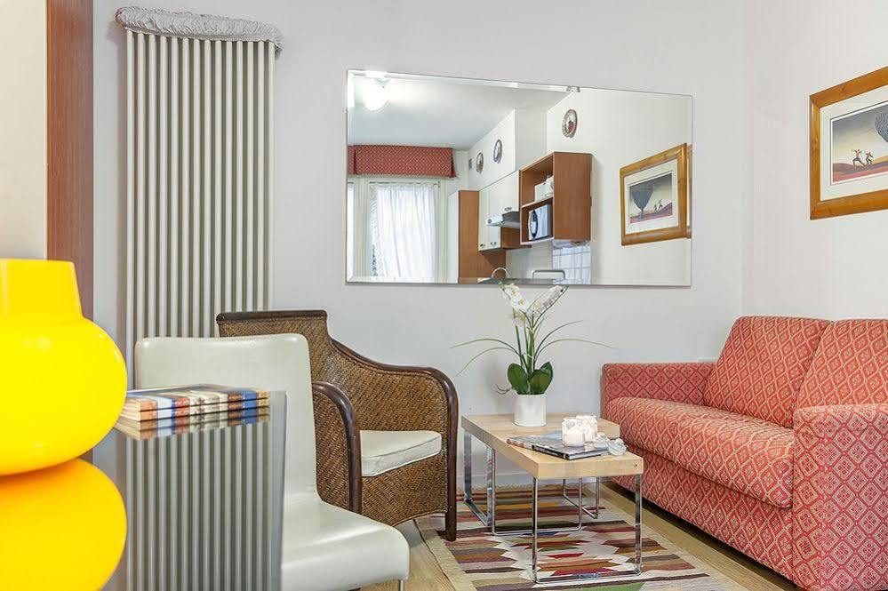 Palazzo Brando - Living Apartments Treviso Buitenkant foto