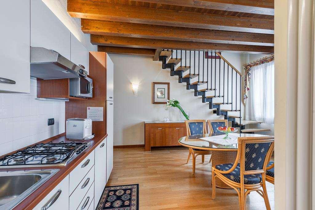 Palazzo Brando - Living Apartments Treviso Kamer foto