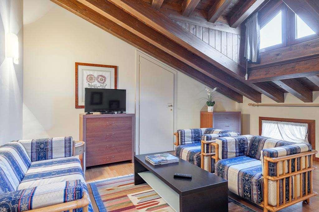 Palazzo Brando - Living Apartments Treviso Kamer foto